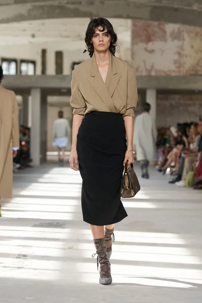 Look 58